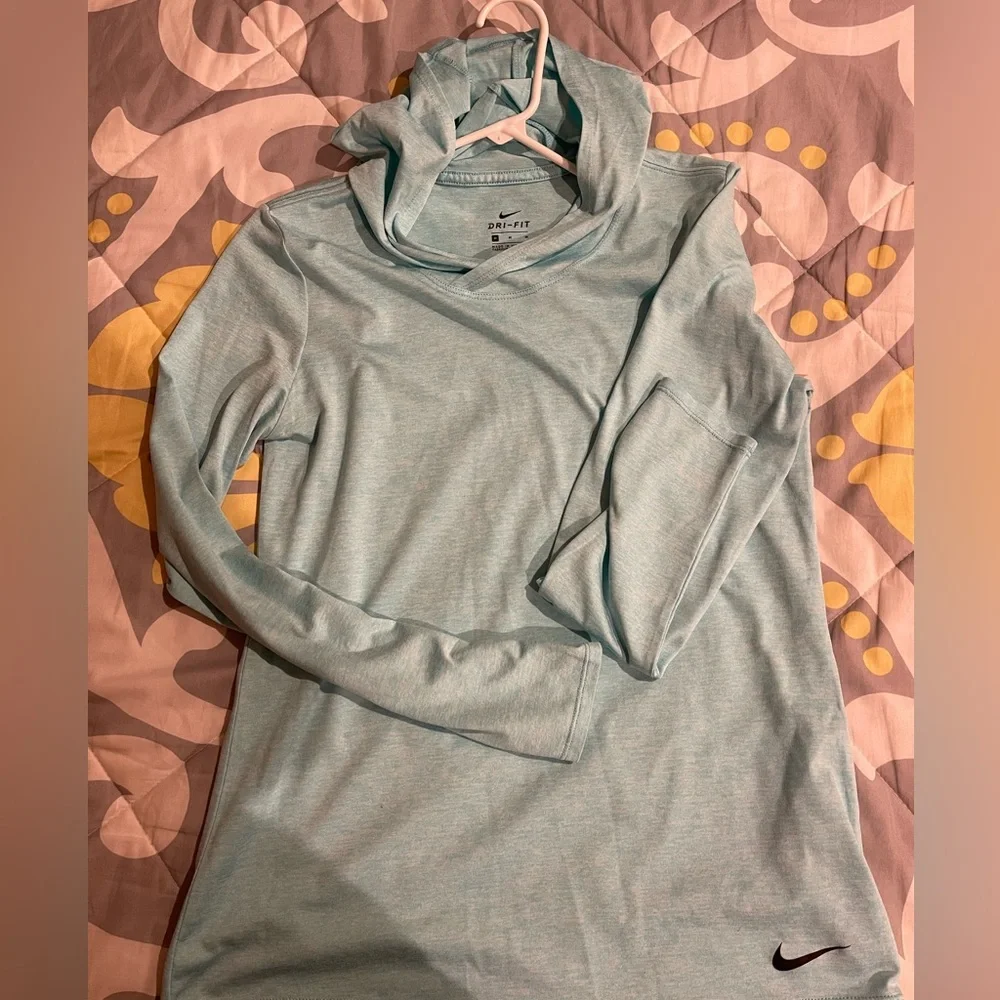 Nike dri-fit turquoise long sleeve with hood. - Picture 2 of 3
